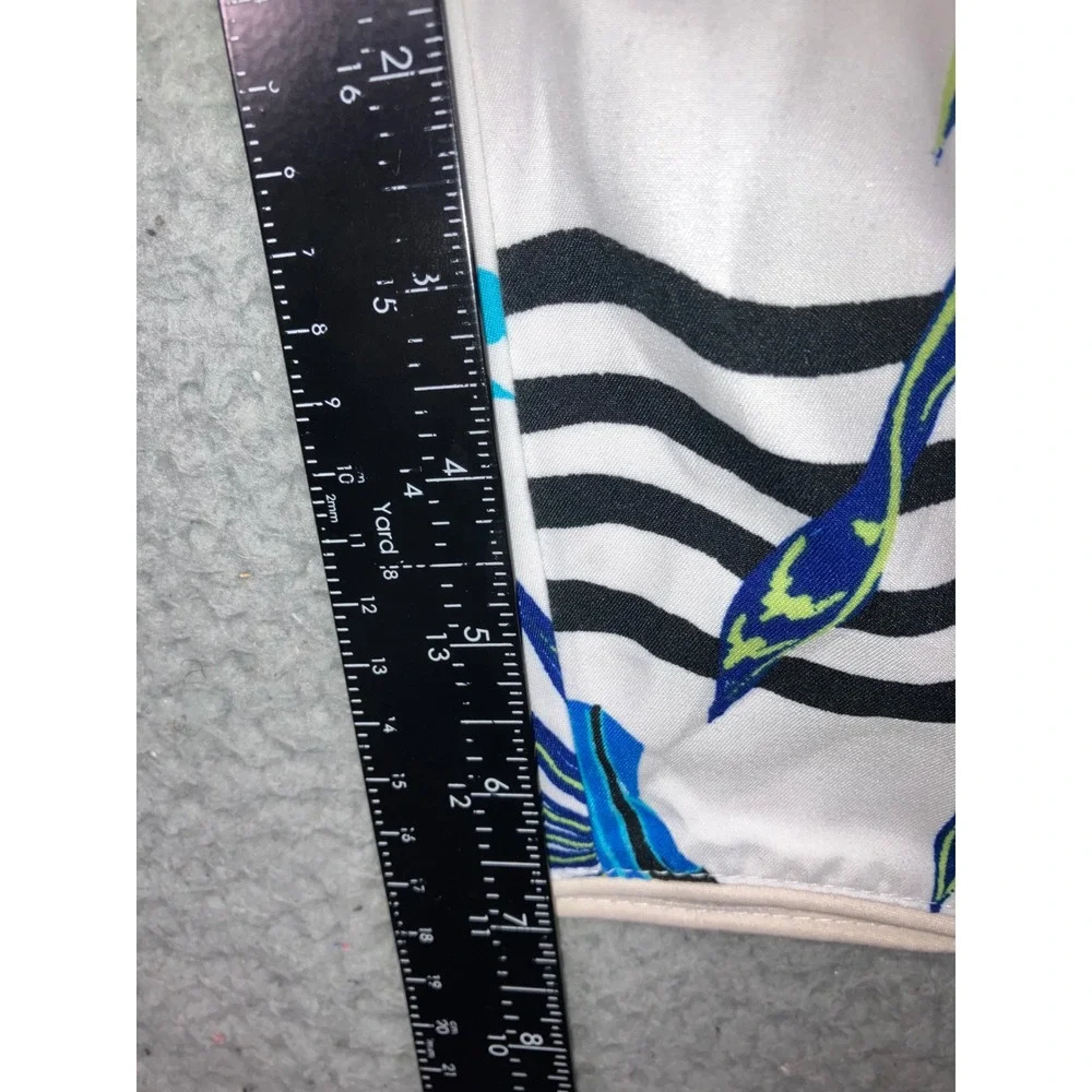 Men Swim Trunks Large 7